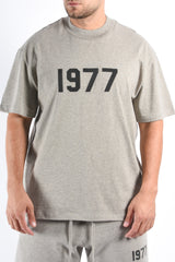 Essentials Fear Of God 1977 T-Shirt Dark Oatmeal
